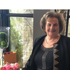 Meet your Posher, Rita